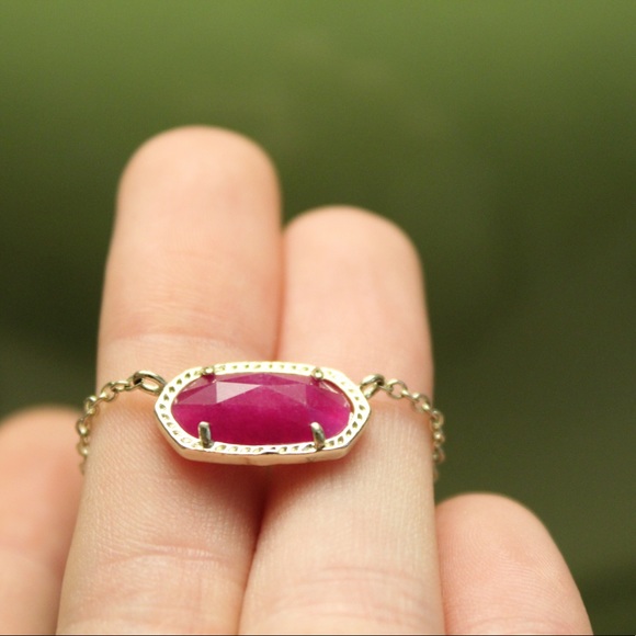 Kendra Scott Jewelry - Kendra Scott necklace with dark magenta stone